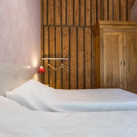 בית נופש Vieux Chene Sabres